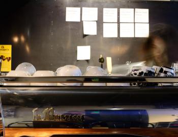 coffee cups upside down drying