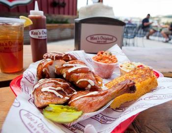 bbq chicken in a basket