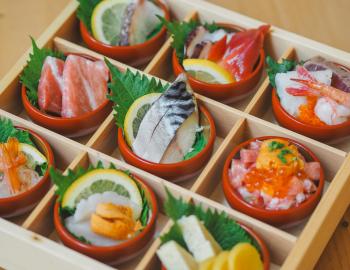 Sushi pieces