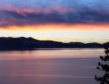 sunset of lake tahoe 